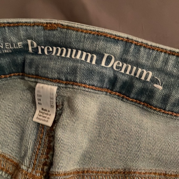 Light denim jeans - Picture 5 of 7